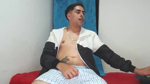 Snapshot of badjuanhot chatting on 17, 1, 2025 Juan Help us reach 100 likes online show from 17, 1, 2025