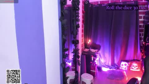        Please help me to reach 100 thumbs up online show from 1, 12, 2025