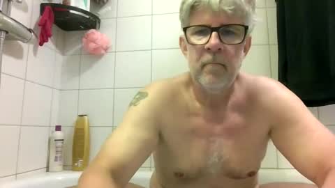 baggelina75 online show from 10, 6, 2026