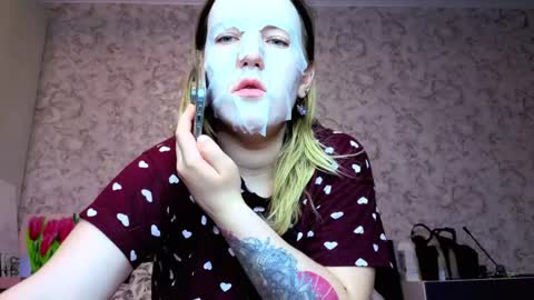 holly online show from 4, 6, 2026