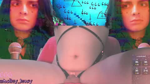 Bailey Levay online show from 9, 2, 2025