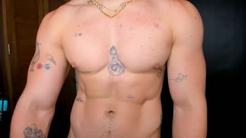 Snapshot of bain_aaron chatting on 17, 4, 2026 bain_aaron online show from 17, 4, 2026