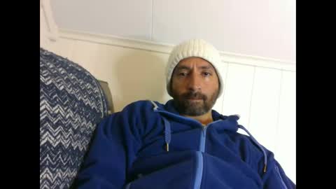 Snapshot of bakkis chatting on 7, 1, 2025 bakkis online show from 7, 1, 2025