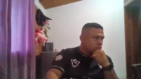 Snapshot of balomil chatting on 12, 1, 2025 balomil online show from 12, 1, 2025