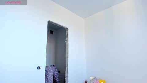 Kira online show from 17, 4, 2026