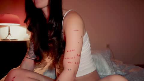 Snapshot of bambi______ chatting on 9, 1, 2025 fae online show from 9, 1, 2025