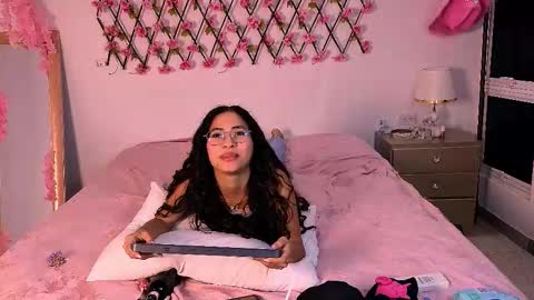 Snapshot of bamby_kitty chatting on 18, 1, 2026 cataliana online show from 18, 1, 2026