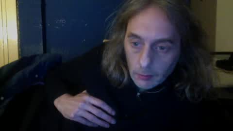 Snapshot of bangintoleather chatting on 26, 12, 2024 bangintoleather online show from 26, 12, 2024