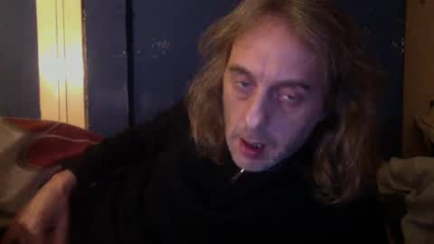 Snapshot of bangintoleather chatting on 30, 12, 2024 bangintoleather online show from 30, 12, 2024