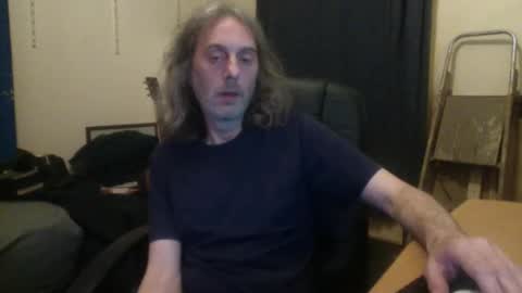 Snapshot of bangintoleather chatting on 13, 10, 2025 bangintoleather online show from 13, 10, 2025