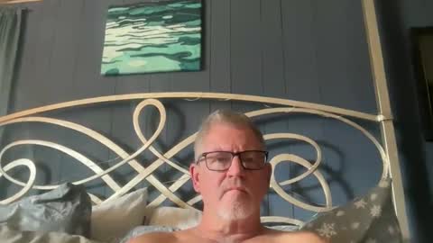 bapeter218 online show from 19, 12, 2025