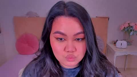 Snapshot of barbara_bb chatting on 7, 12, 2024 Barbie Kim online show from 7, 12, 2024