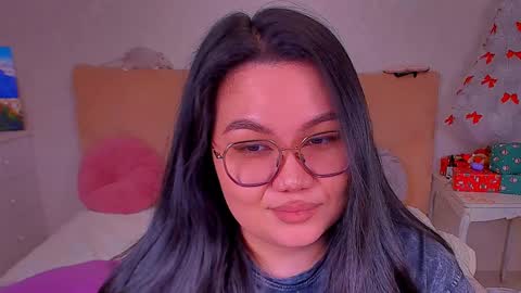 Snapshot of barbara_bb chatting on 6, 1, 2025 Barbie Kim online show from 6, 1, 2025