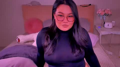 Snapshot of barbara_bb chatting on 9, 3, 2025 Barbie Kim online show from 9, 3, 2025
