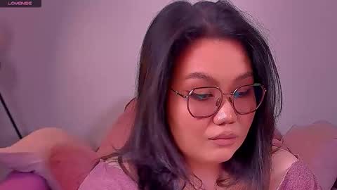 Barbie Kim online show from 26, 10, 2025