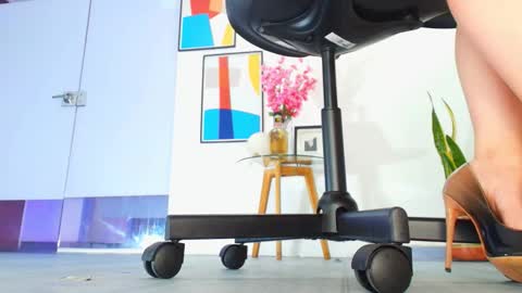 Barbara online show from 12, 11, 2025