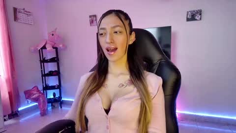 Snapshot of barbie20_ chatting on 20, 5, 2026 sexy Barbie online show from 20, 5, 2026