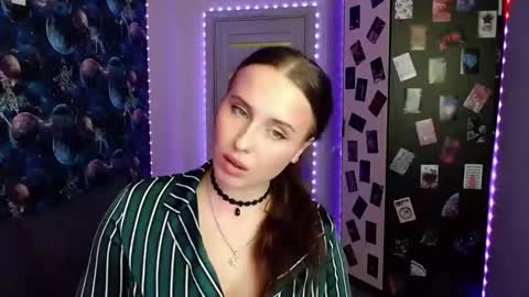 Snapshot of barbiepie chatting on 22, 12, 2025 barbiepie online show from 22, 12, 2025