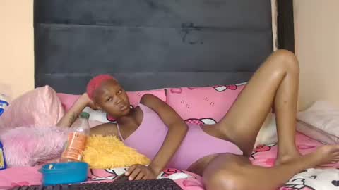 Snapshot of barbiex20 chatting on 27, 10, 2025 barbiex20 online show from 27, 10, 2025