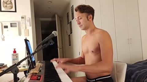 Snapshot of barebritpianist chatting on 4, 10, 2025 BareBritPianist online show from 4, 10, 2025