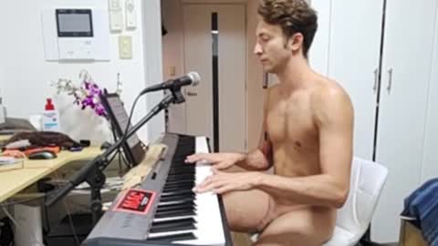 Snapshot of barebritpianist chatting on 31, 10, 2025 BareBritPianist online show from 31, 10, 2025