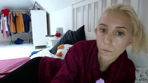 Lena online show from 18, 10, 2025