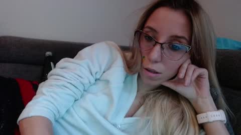 Lena online show from 18, 4, 2026