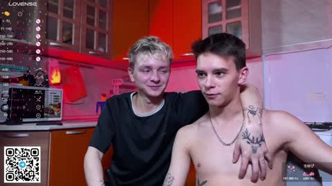 Snapshot of barney_kevin chatting on 3, 12, 2024 Fansly Barney and Kevin T online show from 3, 12, 2024