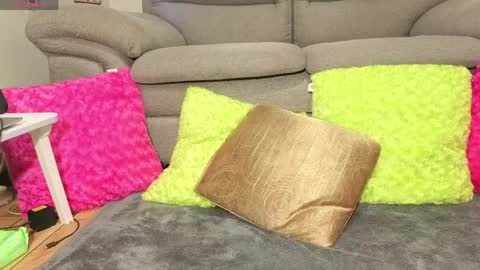 PukiPuki online show from 9, 4, 2026