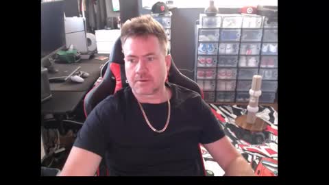 Snapshot of basketballjerseygang chatting on 22, 11, 2025 Jordan online show from 22, 11, 2025