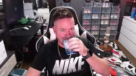 Snapshot of basketballjerseygang chatting on 29, 11, 2025 Jordan online show from 29, 11, 2025