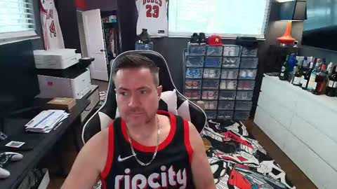 Snapshot of basketballjerseygang chatting on 8, 1, 2026 Jordan online show from 8, 1, 2026