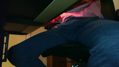 Snapshot of batebro13 chatting on 4, 2, 2026 BateBro13 online show from 4, 2, 2026