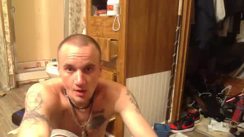 Snapshot of battlewolfxx chatting on 14, 12, 2024 battlewolfxx online show from 14, 12, 2024