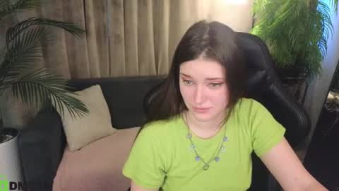 Snapshot of batty_sweetie chatting on 9, 6, 2026 Jessica online show from 9, 6, 2026
