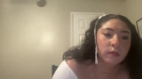 baybeegerrl online show from 30, 1, 2025