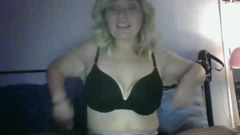 Baylee online show from 30, 11, 2025