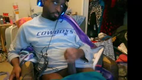 rocker n queen online show from 15, 1, 2026