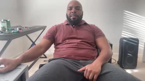 Zaddy online show from 6, 2, 2026