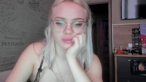 Snapshot of be_daddy chatting on 18, 2, 2025 Summer BABY online show from 18, 2, 2025