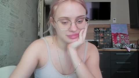 Snapshot of be_daddy chatting on 9, 3, 2025 Summer BABY online show from 9, 3, 2025