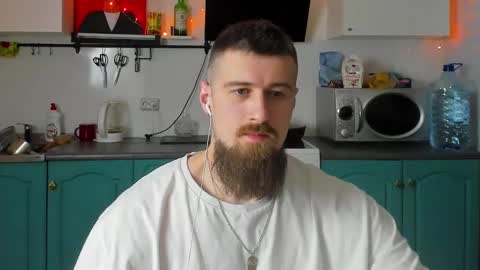 Snapshot of bearded_legend chatting on 11, 12, 2024 Zeus online show from 11, 12, 2024