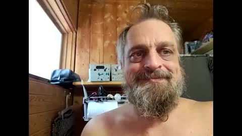 Snapshot of bearded_woodsman chatting on 20, 12, 2024 bearded_woodsman online show from 20, 12, 2024