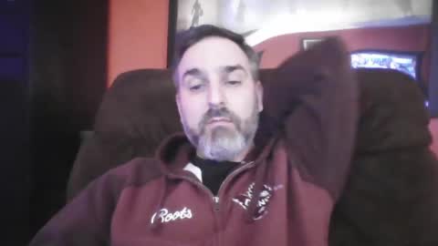 Snapshot of beardedambition chatting on 12, 3, 2025 beardedambition online show from 12, 3, 2025