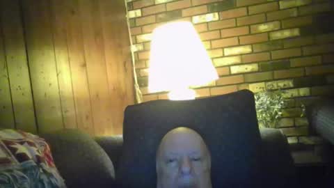 Snapshot of bearmantitsx chatting on 22, 11, 2025 Please suck my nipples and cam with me now to a hot orgasm together on cam online show from 22, 11, 2025