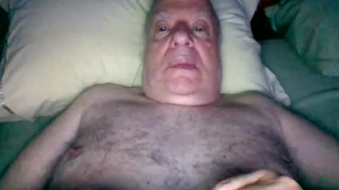 Snapshot of bearmantitsx chatting on 23, 6, 2026 Please suck my nipples and cam with me now to a hot orgasm together on cam online show from 23, 6, 2026