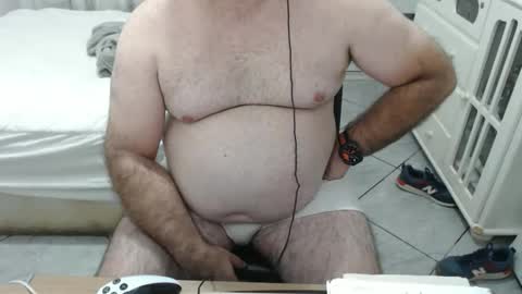 Snapshot of beastbearmg chatting on 4, 10, 2025 beastbearmg online show from 4, 10, 2025