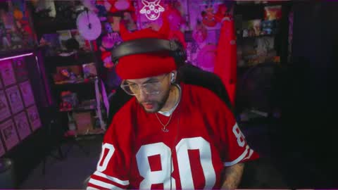 Snapshot of beastbxy chatting on 28, 9, 2025 beast bxy online show from 28, 9, 2025