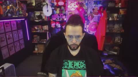 Snapshot of beastbxy chatting on 6, 11, 2025 beast bxy online show from 6, 11, 2025