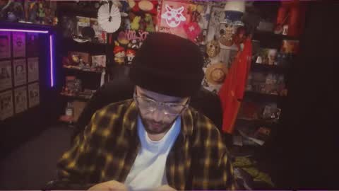 Snapshot of beastbxy chatting on 7, 11, 2025 beast bxy online show from 7, 11, 2025